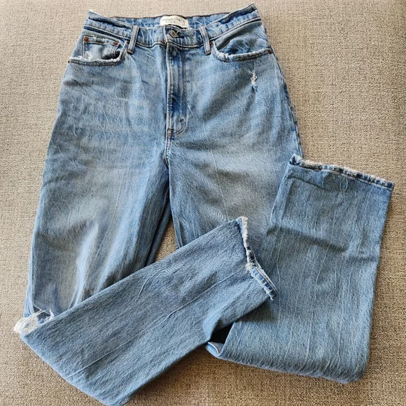 Abercrombie Fitch The 90s Straight Jean Ultra High Rise Size 8L/29 Medium Wash - Picture 2 of 6